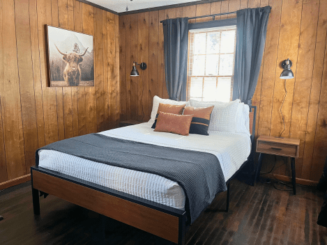 Crosby Hideaway Queen Bedroom